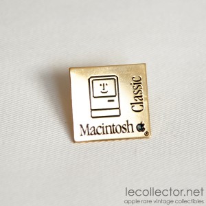 macintosh classic vintage apple computer lapel pin collector