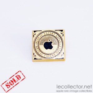apple computer french expert team lapel pin le collector