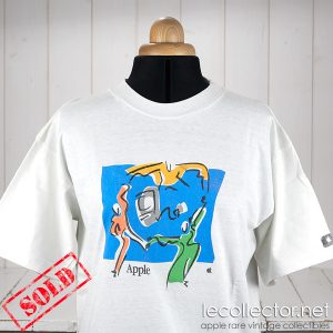 Apple vintage t-shirt dancing on a Mac pre-owned large size